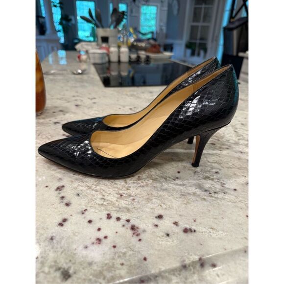 Kate Spade Black Textured Leather Pointed Toe Pumps Italy sz 9 - Picture 6 of 7